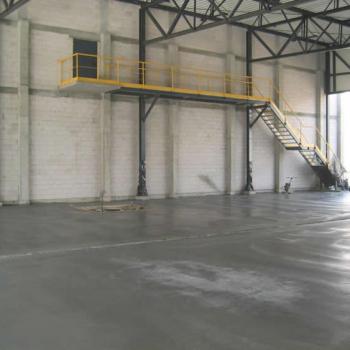 Posadzki przemysłowe na gładko