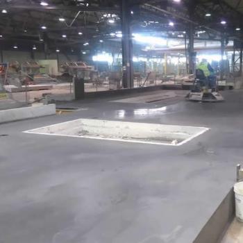 Posadzki przemysłowe na gładko