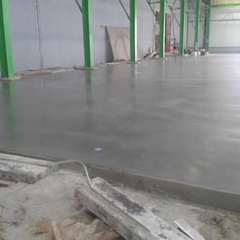 Posadzki przemysłowe na gładko